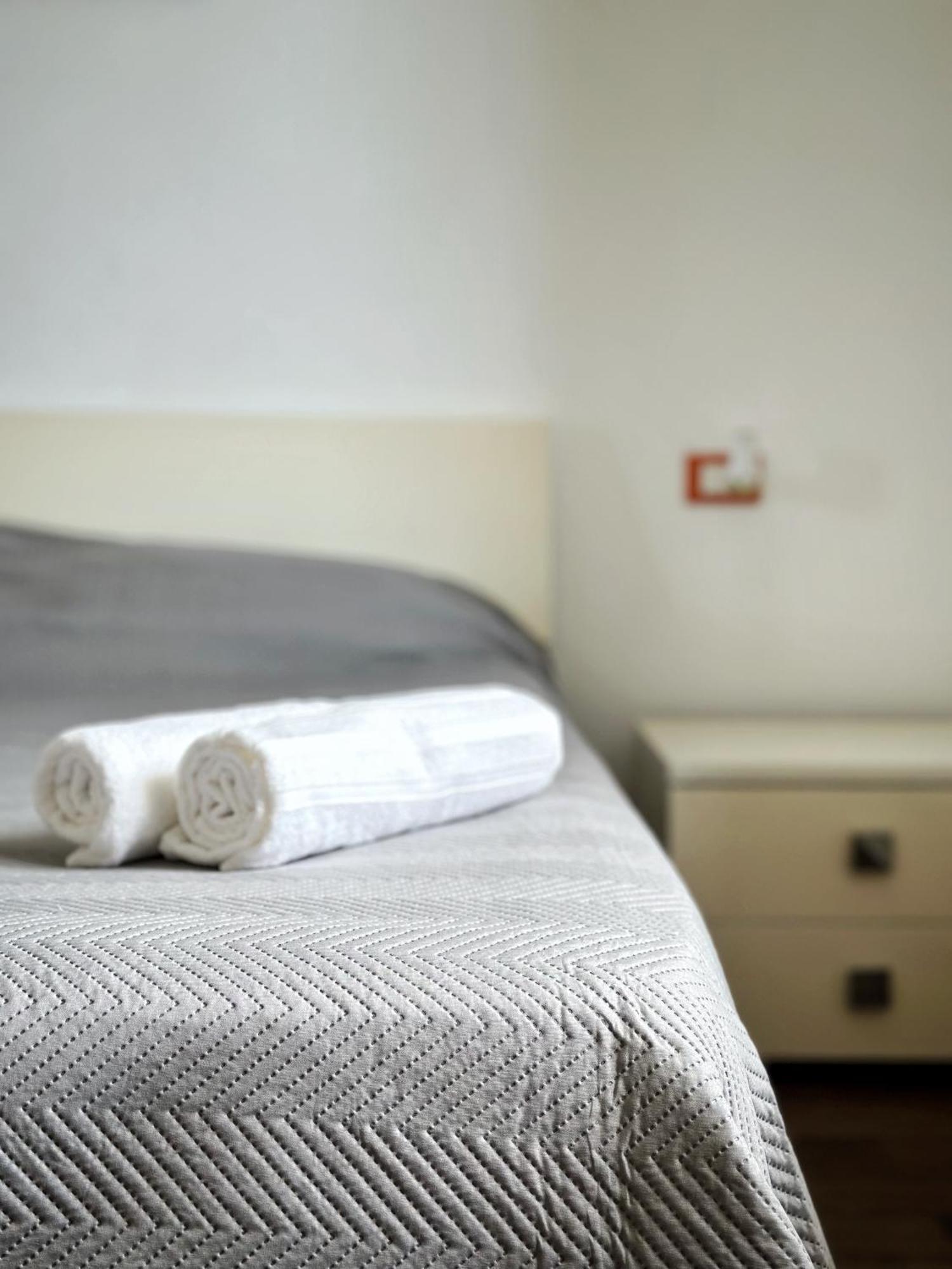 Parisi Bnb - Venezia Aeroporto Marco Polo Apartment Tessera Bagian luar foto